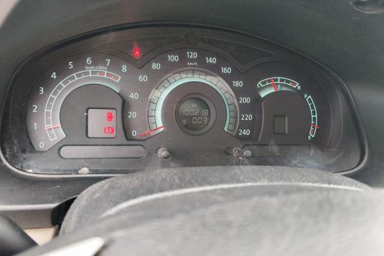 Used Bestune B70 2012 1.8L manual luxury version Odometer Close Up