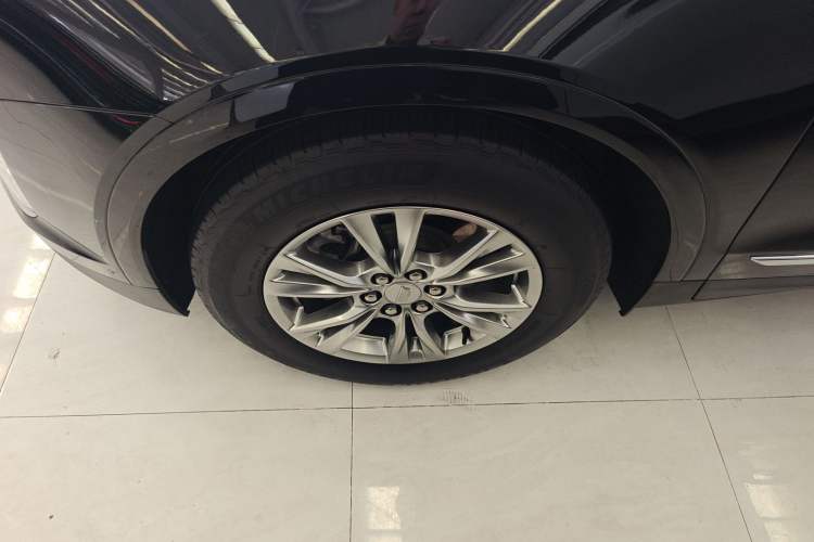 Used Cadillac XT5 2021 28T Luxury Model
