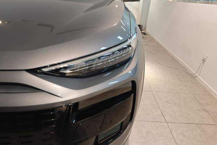 Used Audi Q6L e-tron 2026 First Launch Navigation Edition Left Front Headlight