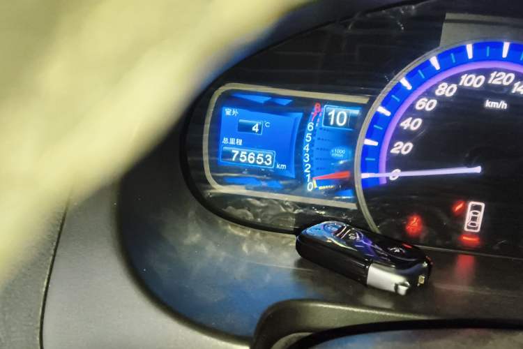 Used BYD S6 2013 Jingyue Edition 2.0L Manual Luxury Model 5 Seats