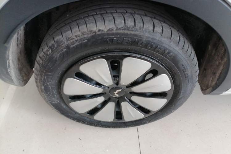 Used Wuling Bingo 2023 203km Light Edition Right Rear Wheel Hub