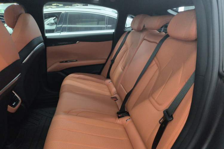 Used Deepal L07 2024 230Max Range-Extended Version
