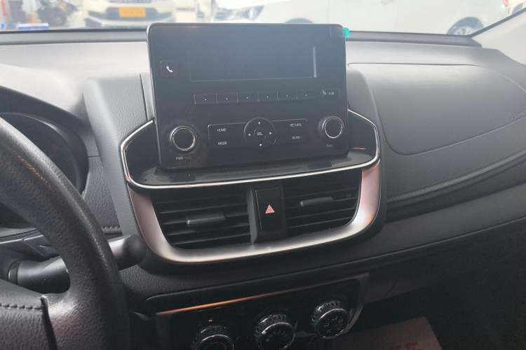 Used Toyota YARiS L Zhi Xuan 2021 1.5L CVT Leading Edition Audio And AC Panel