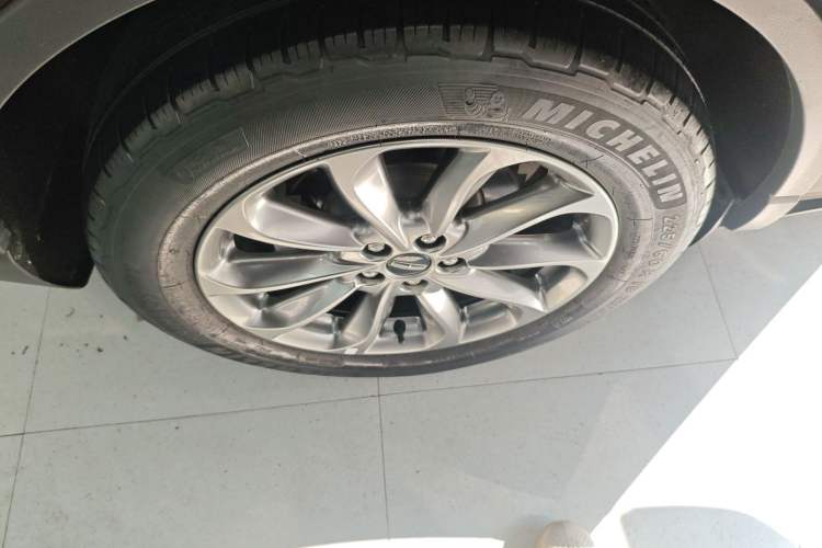 Used Lincoln Corsair 2021 2.0T Two-Wheel Drive Deluxe Edition