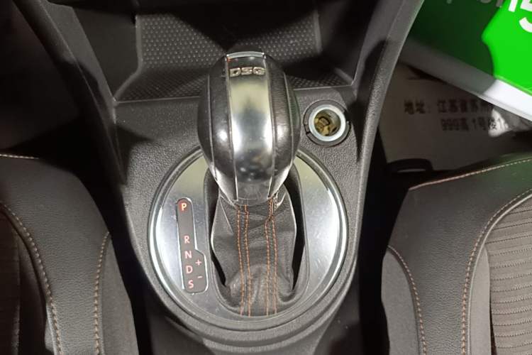 Used Volkswagen Beetle 2013 1.4TSI Fender Rock Edition
