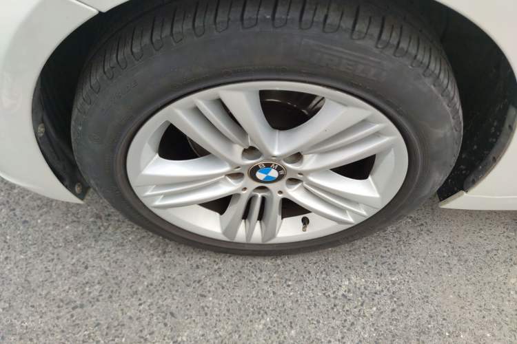 Used BMW 3 Series 2016 320Li Ambition Model
