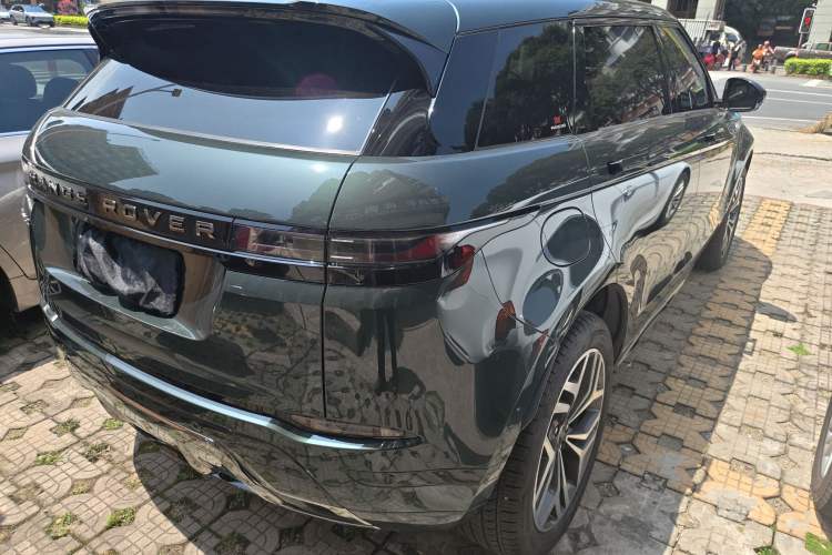 Used Land Rover Range Evoque 2024 Aurora L 249 PS Prestige Light-Chasing Edition