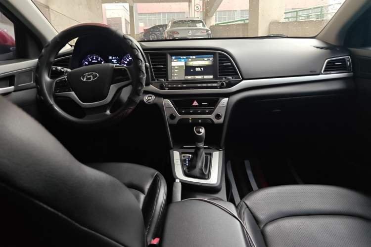 Used Hyundai Elantra (6th Generation / Lingdong) 2016 1.6L Automatic ZhiXuan – Elite Version
