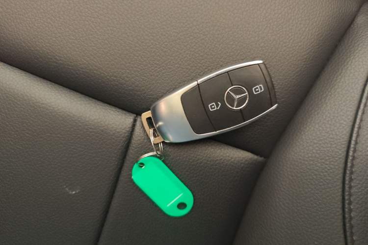 Used Mercedes-Benz GLB 2023 Refresh GLB 200 Fashion Edition