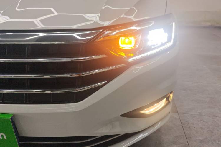 Used Volkswagen Sagitar 2021 280TSI DSG Comfort Connect Edition Left Front Headlight