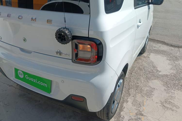 Used Geely Galaxy Panda 2024 Panda Mini 200km Endurance Bear
