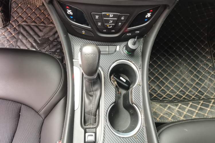 Used Buick Envision 2019 20T Two-Wheel Drive Leading Version China V Standard
