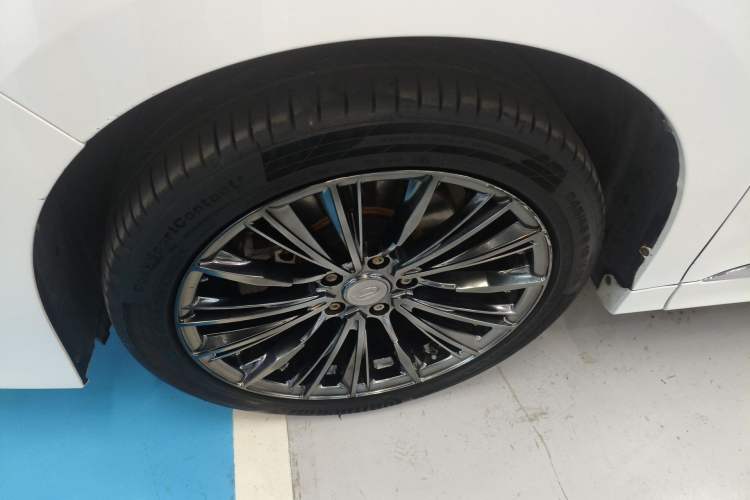 Used GAC Trumpchi M8 2021 Lingxiu Series 390T Flagship Edition Left Front Wheel Hub