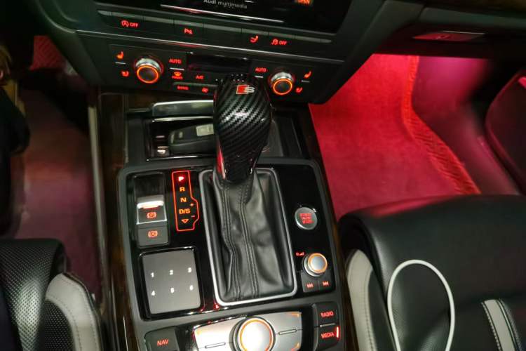 Used Audi A7 2016 50 TFSI quattro Comfort Model Gear Lever
