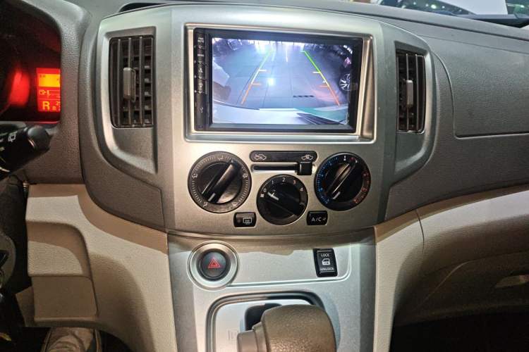 Used Nissan NV200 2018 1.6L CVT Luxury Model
