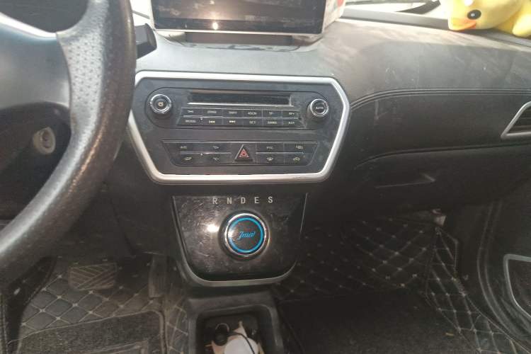 Used JMEV E200L 2020 E200L Standard Model (302 KM)