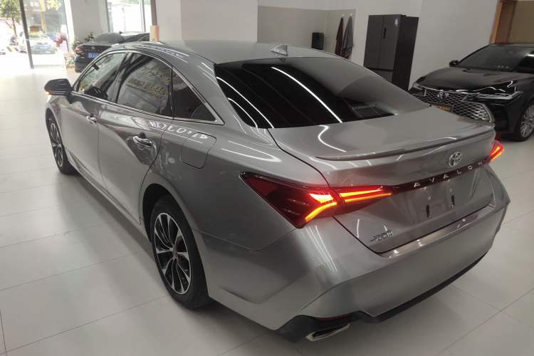 Used Toyota Avalon 2022 2.5L Luxury Edition