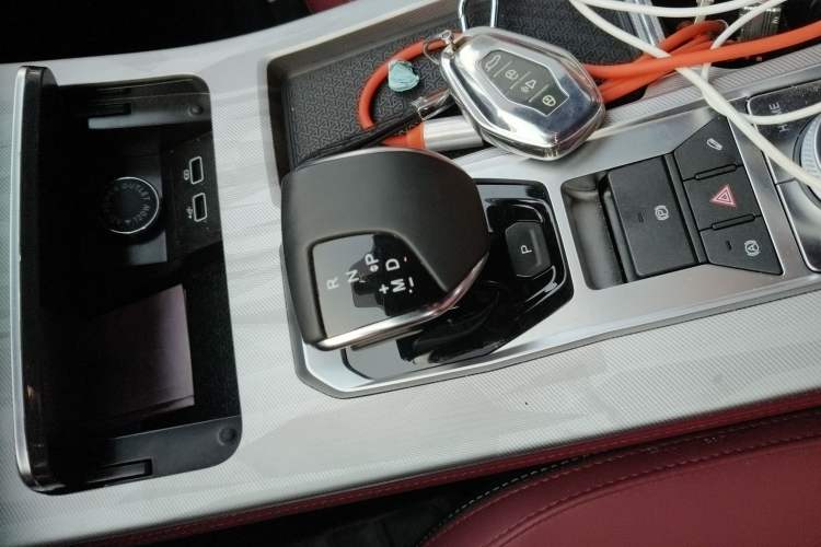 Used JETOUR X70 PLUS 2024 1.6T DCT Ultra-Comfort Edition 5 Seats