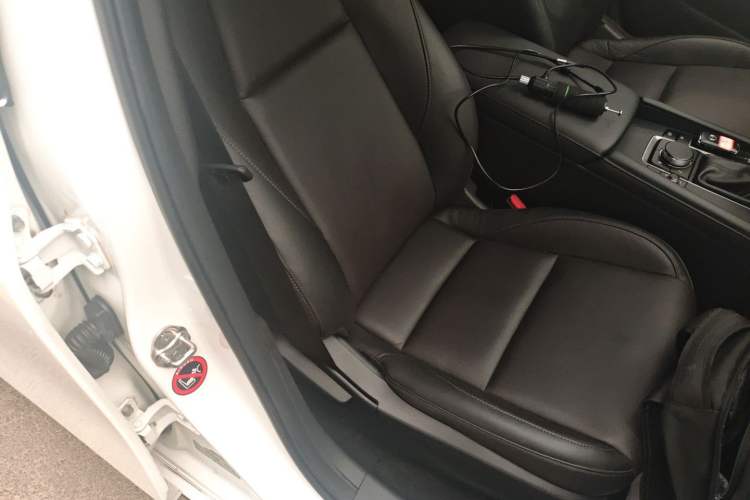 Used Mazda Mazda 3 Axela 2021 1.5L Automatic Luxury Version
