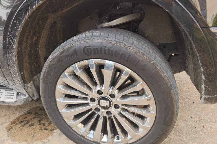 Used Tank 500 New Energy 2026 Model—Hi4-Z Smart Enjoyment Version Right Front Wheel Hub