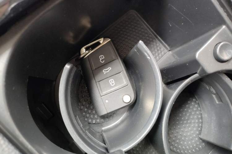 Used Volkswagen Sagitar 2021 280TSI DSG Comfort Connect Edition Interior 1