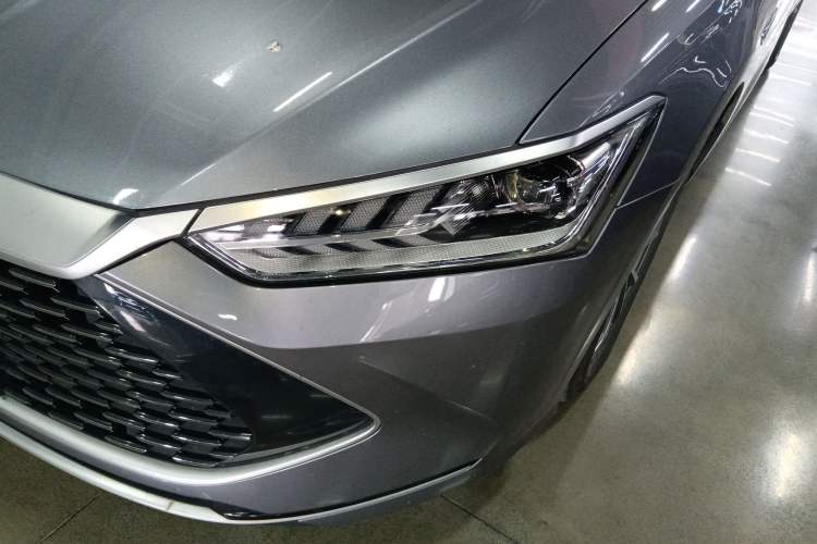 Used BYD Qin PLUS 2024 HONOR Edition DM-i 55KM Leading Model Left Front Headlight
