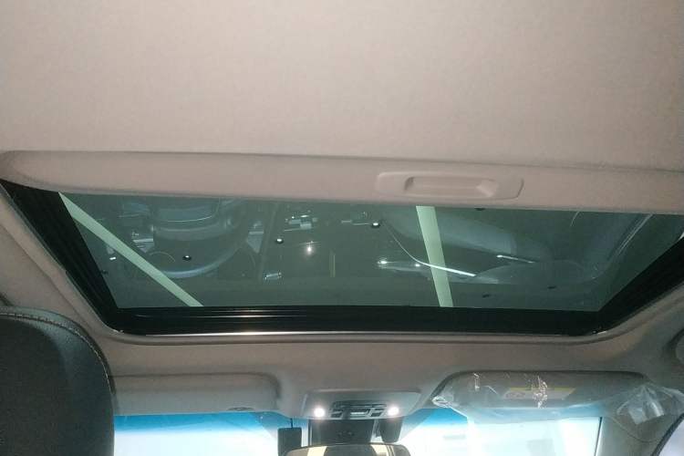 Used Toyota Camry 2023 2.0G Luxury Edition