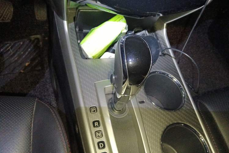 Used Nissan Teana 2016 2.0L XL-Upper Smart Edition Gear Lever