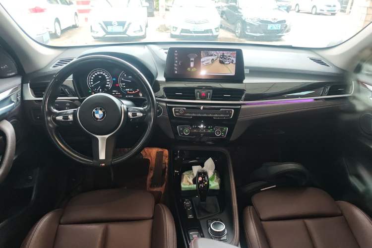 Used BMW X1 2022 Updated xDrive25Li Premium Edition Center Console