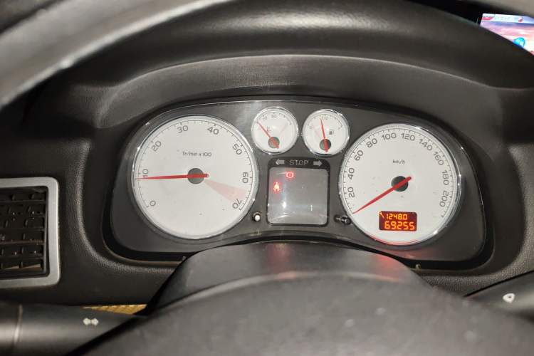 Used Peugeot 307 2013 Hatchback 1.6L Manual Comfort Edition Instrument Cluster