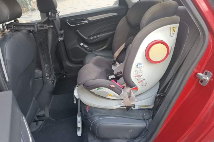 Used Roewe i6 New Energy 2017 45T Hybrid Connect & Smart Enjoyment Edition