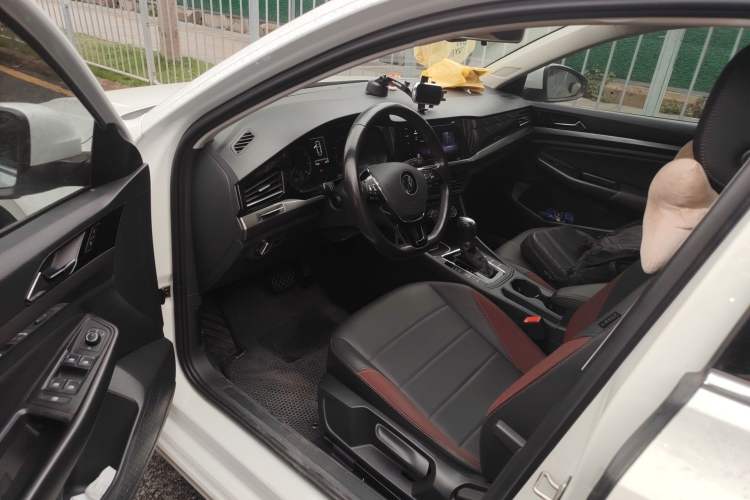 Used Volkswagen Bora 2021 1.5L Automatic Comfort Smart Connect Edition Driver Seat