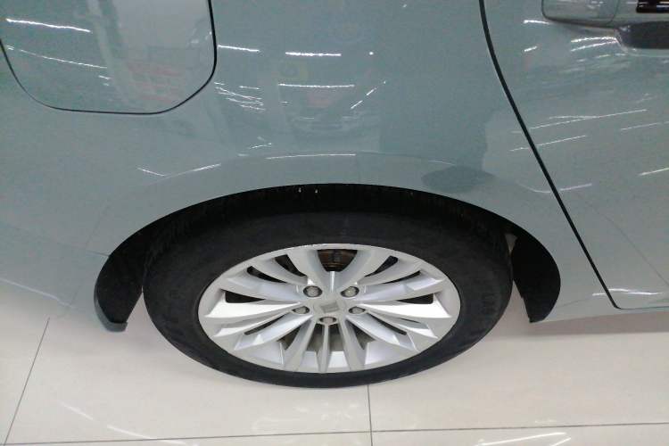 Used Baojun Valli 2021 1.5T Yili Pasture CVT Luxury Model Exterior 9