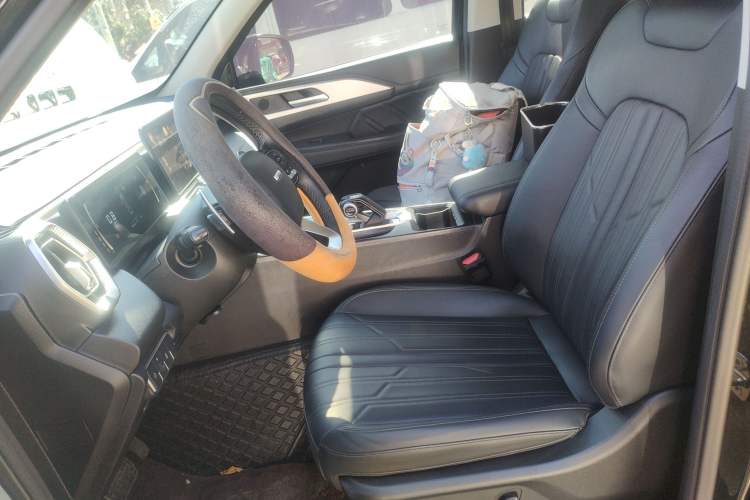 Used Haval H5 2023 2.0T Automatic All-Wheel Drive LinkedIn Gasoline
