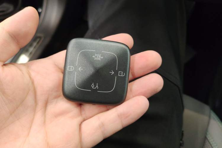 Used Zeekr 001 2023 WE Edition 100 kWh Vehicle Key