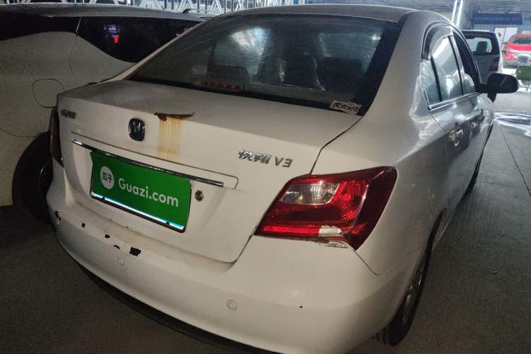 Used Changan Alsvin V3 2012 1.3L Manual Comfort Version China IV Standard
