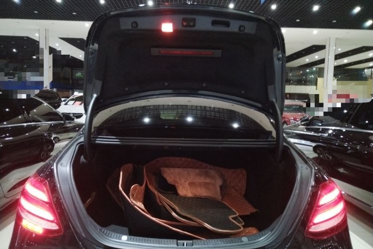 Used Mercedes-Benz E-Class 2018 Facelift E 200 L Sport Edition