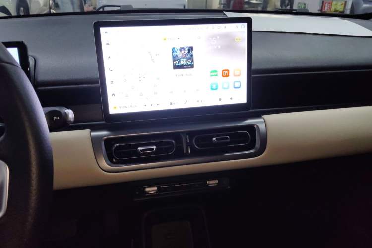 Used Wuling Bingo PLUS 2024 330 km Range Five-Seater Version
