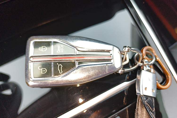 Used Hongqi HS5 2019 2.0T Smart Connect Flagship All-Wheel-Drive Version Vehicle Key