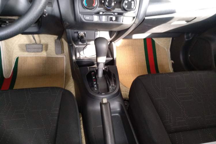 Used Honda Fit 2018 1.5L CVT Comfort Sunroof Version