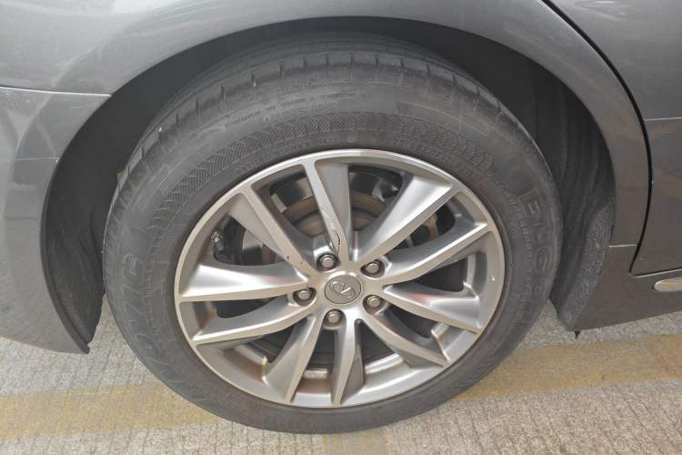 Used Infiniti Q50L 2016 2.0T Enjoyment Edition Right Rear Wheel Hub