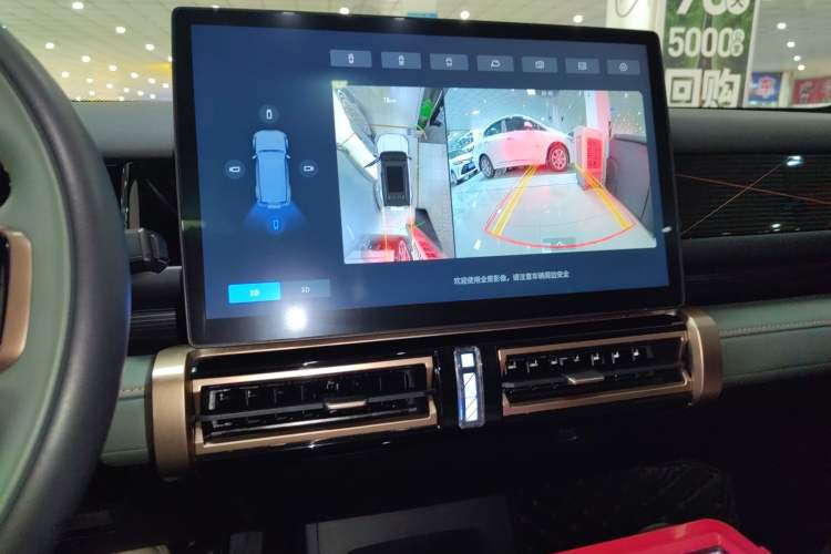 Used iCAR 03 2024 501km Two-Wheel Drive Long-Range Version Audio And AC Panel