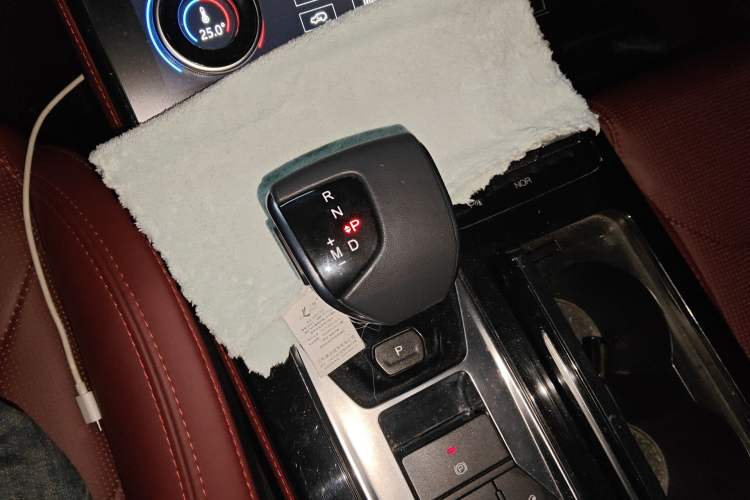 Used JETOUR X70 PLUS 2021 1.6T DCT Base 5-Seater Gear Lever