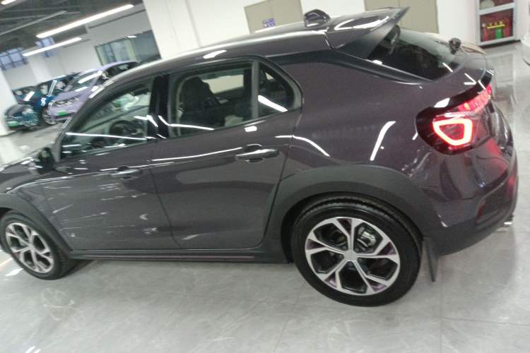 Used Lynk & Co 02 2022 1.5T DCT Shine Plus Left Side