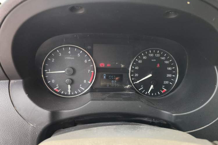 Used JAC Refine M3 2015 Maker Edition 1.6L Luxury Version
