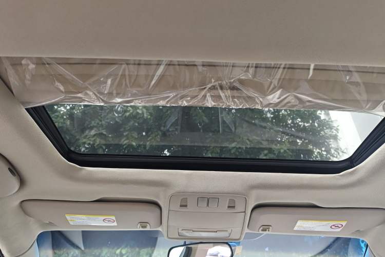 Used Buick GT 2013 GT 1.6L Automatic Fashion Edition Headliner