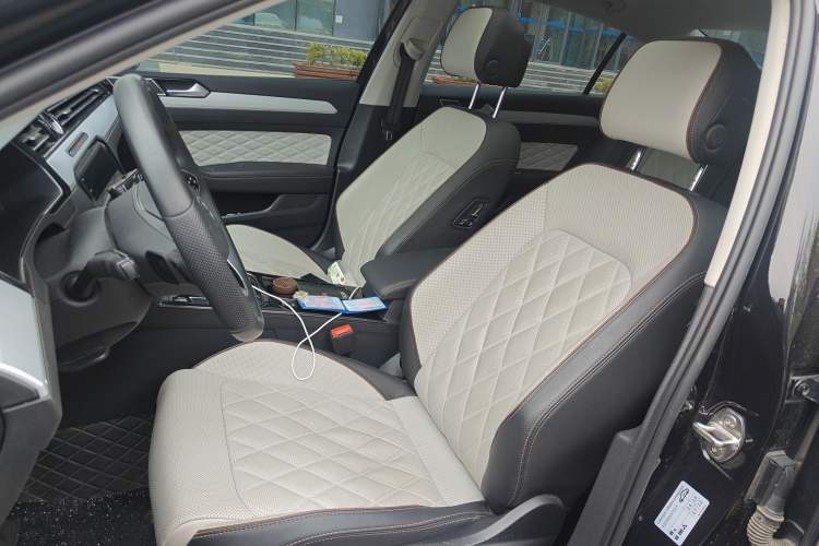 Used Volkswagen Magotan 2023 2 Million Units Commemorative Edition 330TSI DSG Luxury Version
