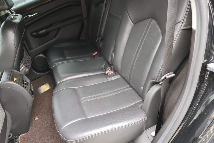 Used Cadillac SRX 2015 3.0L Elite Model Left Rear Seat