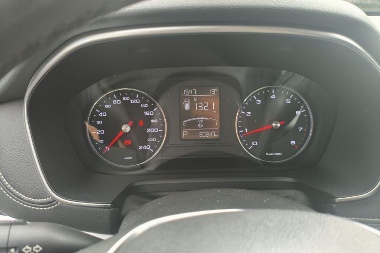 Used Roewe RX5 2018 20T Two-Wheel Drive Automatic Internet Smart Edition