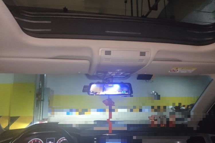 Used Volkswagen Tayron 2022 280TSI Two-Wheel Drive Luxury Smart Connectivity Version
